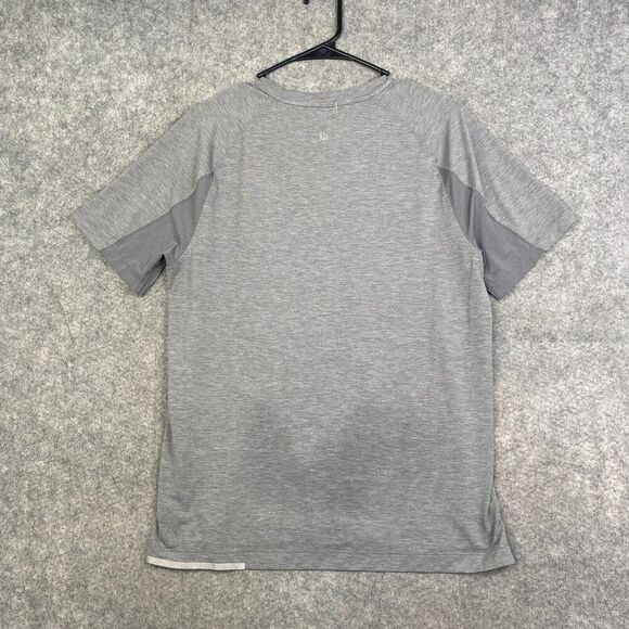 Lululemon Shirt Mens Gray Short Sleeve V-Neck Performance Stretch Casual - Picture 4 of 6